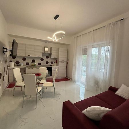 Tiburtina Flats Roma Exterior foto